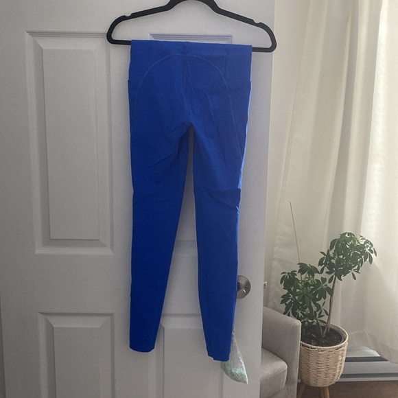 Lululemon Fast and Free High Rise Tight 28 - Picture 2 of 3